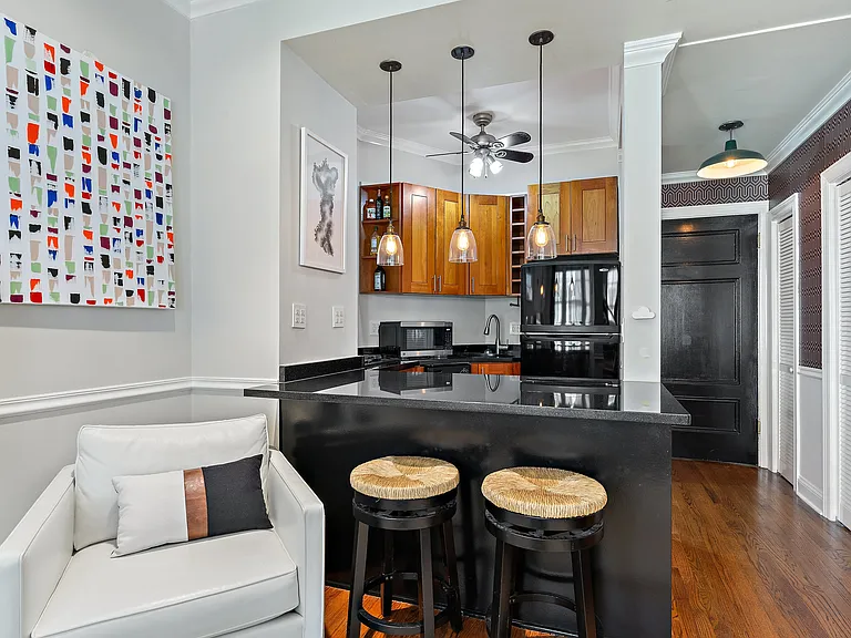 70 E Scott St #308 — Photo 14