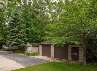 5075 Bard Rd, Whitehall, MI 49461