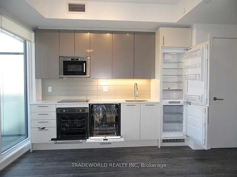 403 Church St #3009 — Photo 10