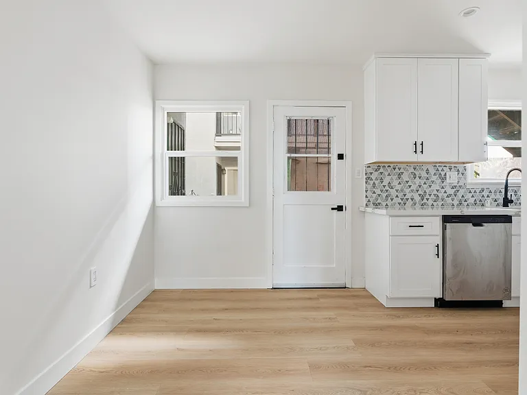 7227 Beck Ave #1/2 — Photo 8