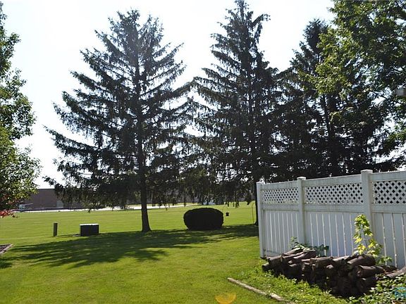 4th image of 612 Northwood Dr