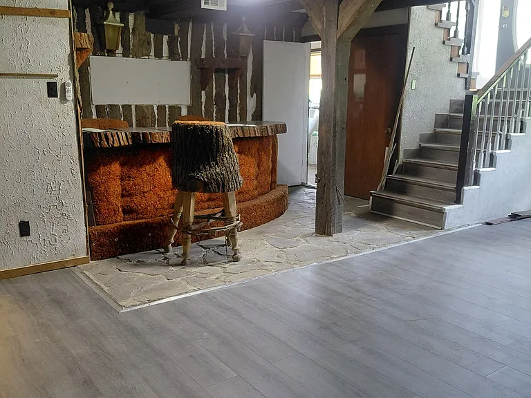 404 W Sample St — Photo 5