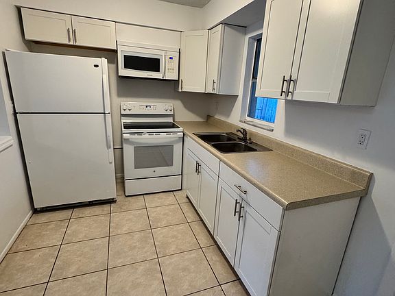 2nd image of 15272 George Blvd #6