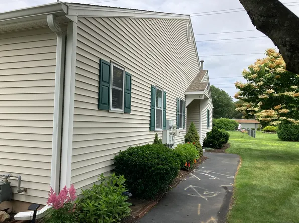 611 Overlook Path #611, Southington, CT 06489