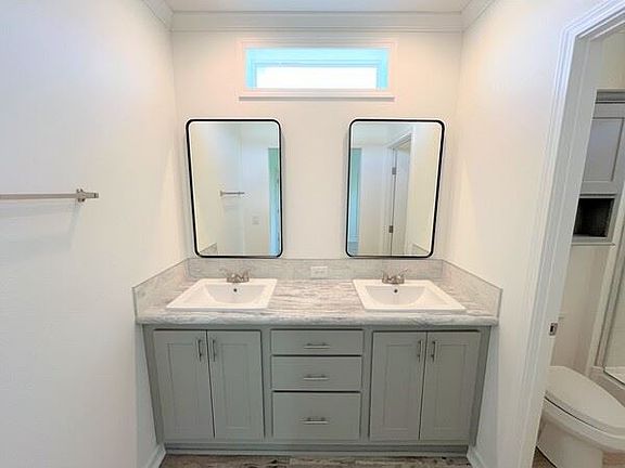 3rd image of 615 Mayapple Ln #615E