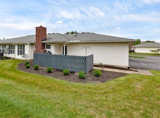 8340 Greyhawk Cir, Columbus, OH 43240