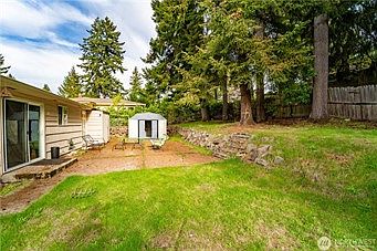 5th image of 14017 SE 38th St