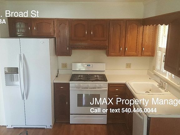 2nd image of 718 N Broad St