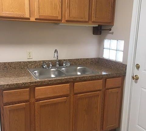 4th image of 2458 N High St APT 8