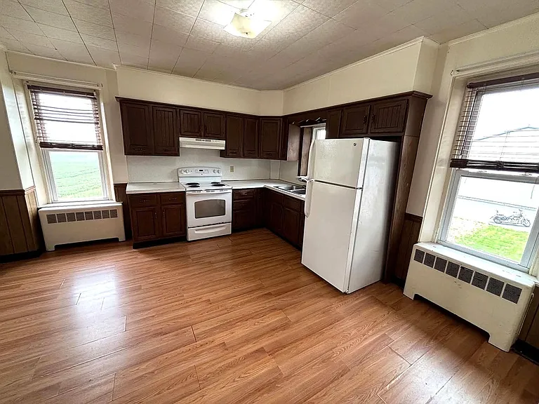 5760 Lincoln Hwy — Photo 22