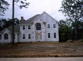 34 E Marlin Rd, Newtown, CT 06470