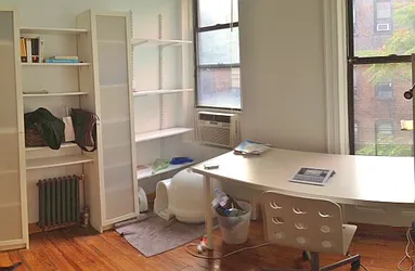 Rented by Park Property Advisors