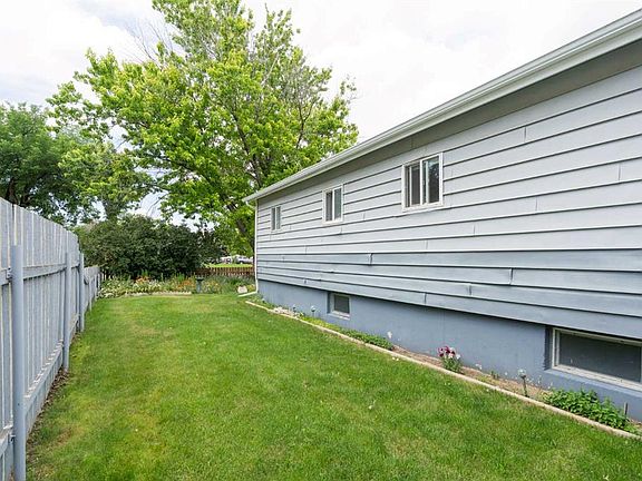 5th image of 5123 N 56th St