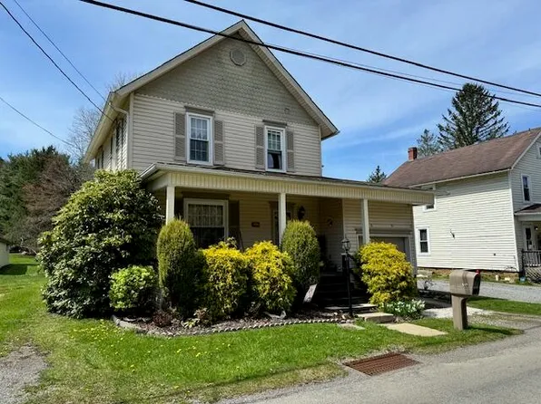 517 Belgiumtown Rd, Brookville, PA 15825