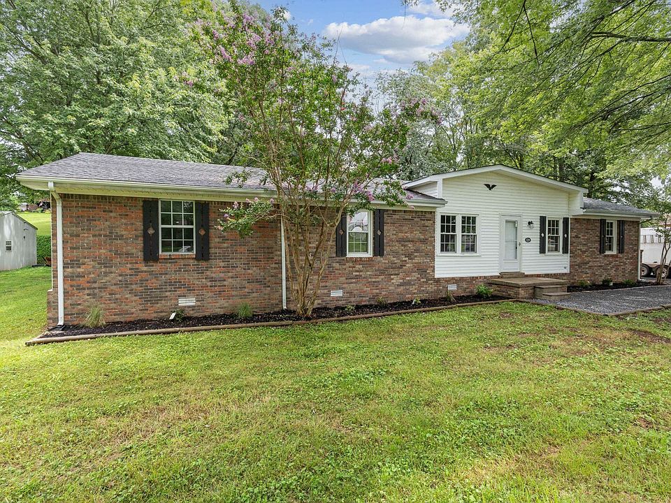1200 Hollis Ln, Lafayette, TN 37083 Zillow