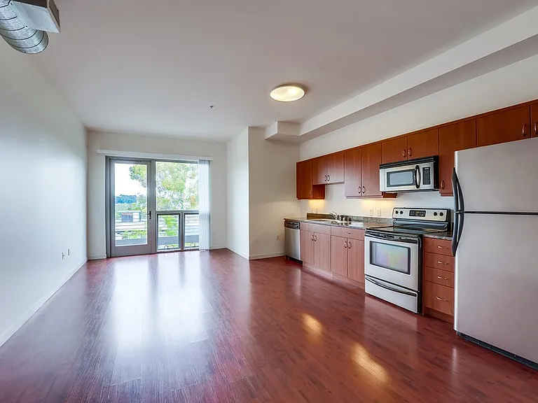 889 Date St #338 — Photo 8