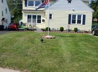 193 Shelford Rd, Irondequoit, NY 14609