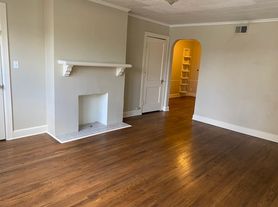 1604 E 13th St, Tulsa, OK