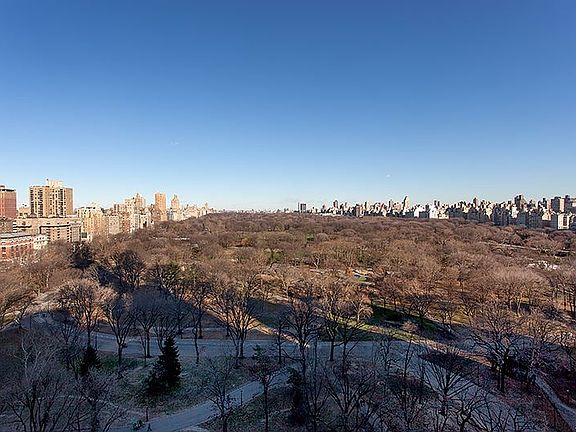 4th image of 210 Central Park S APT 21C
