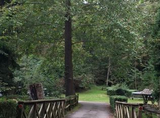 126 Cove Creek Rd #126, Valley Grove, WV 26060