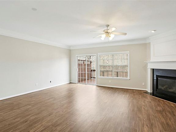 5th image of 642 Bernay Way