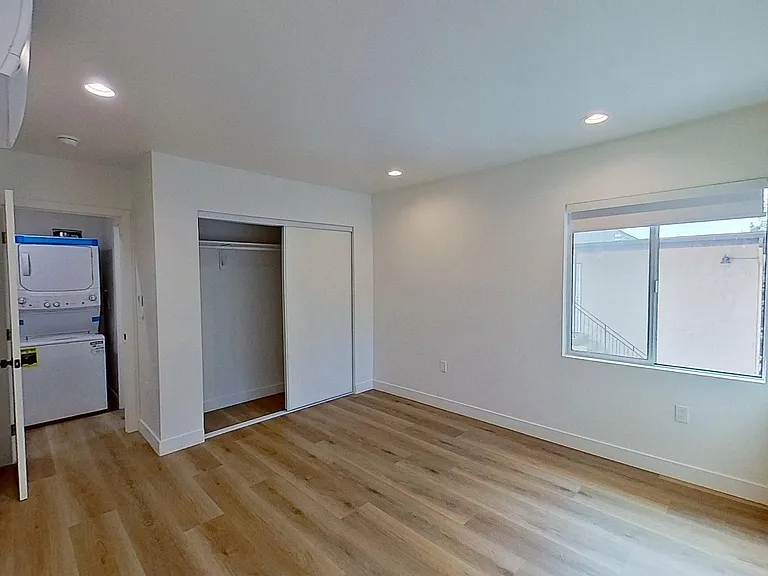 829 N Garfield St — Photo 143