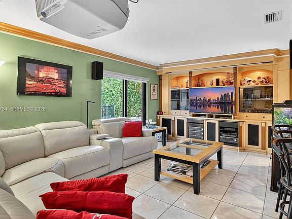 3rd image of 15010 Dunbarton Pl