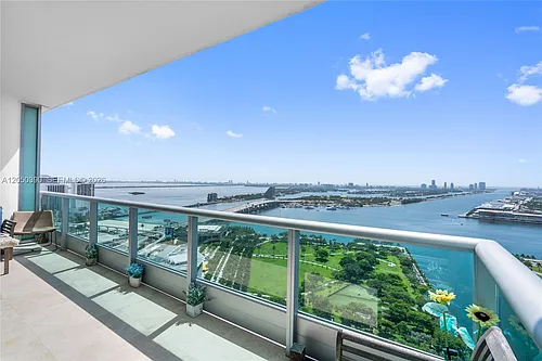 900 Biscayne Blvd #3704 Photo 1