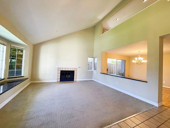 4th image of 179 Thatcher Ln
