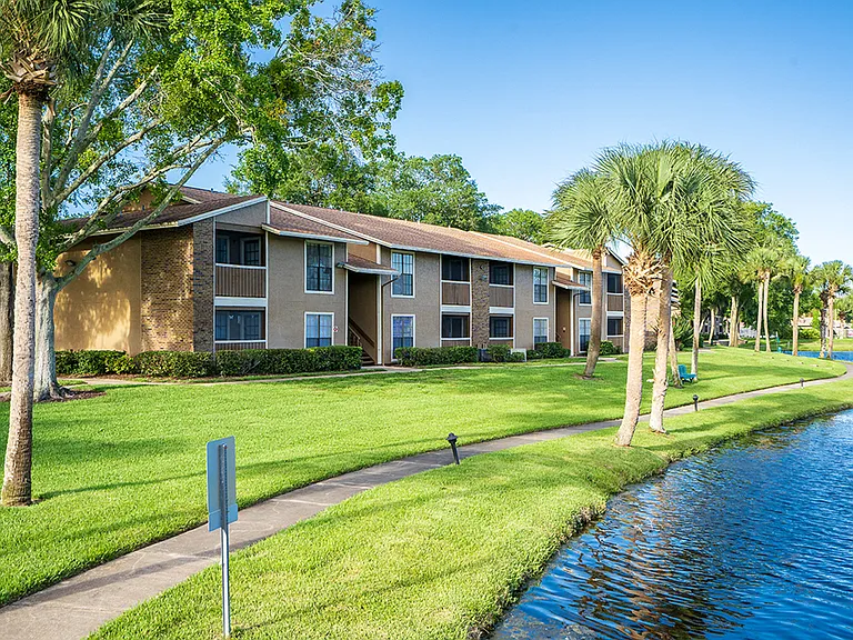 Forestlake Apartments — Photo 4