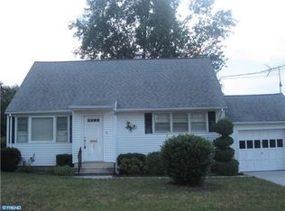 37 Macon Dr, Hamilton, NJ 08619