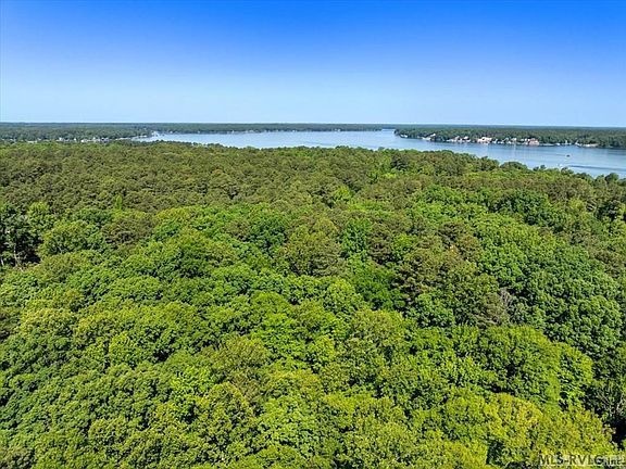 4th image of 36 River Forest Dr