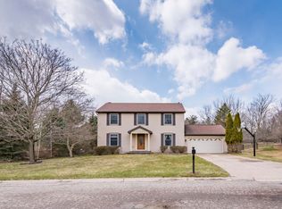 4275 Farm Meadows Ct, Okemos, MI 48864