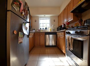 140 Newton St APT 3, Brighton, MA 02135