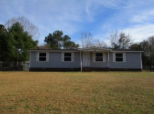 158 Crow Dr, Leesburg, GA 31763