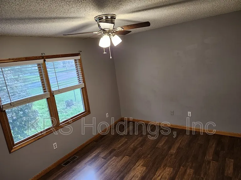 82 Summerfield Dr — Photo 12