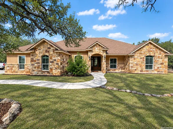 113 HOSKINS TRL, Boerne, TX 78006