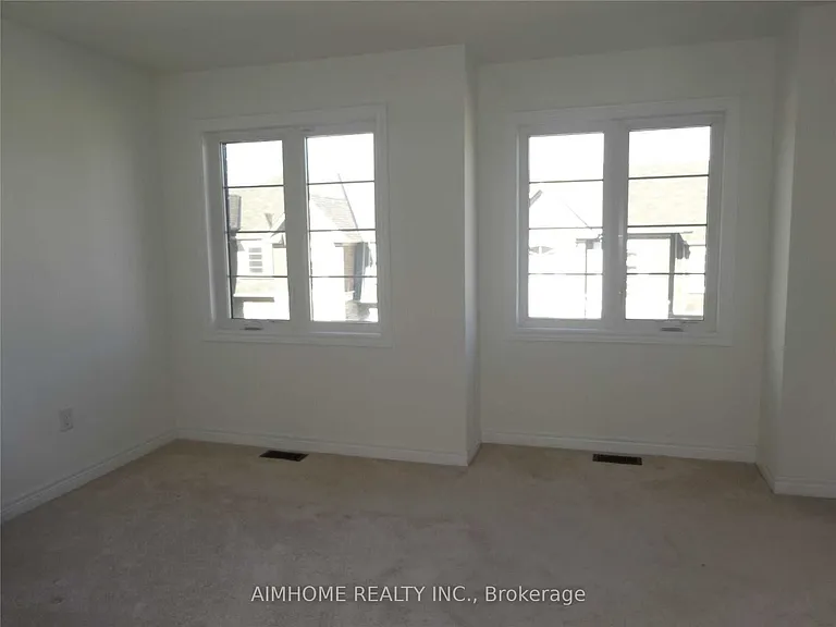 290 King Rd — Photo 9
