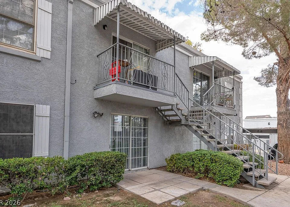3823 S Maryland Pkwy #B2