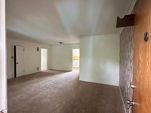 3rd image of 1245 N Hayworth Ave APT 16