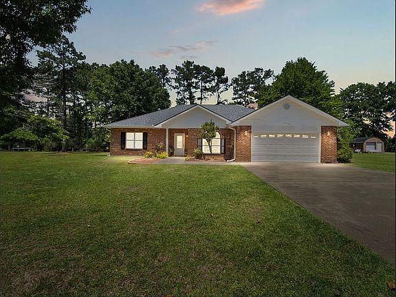2nd image of 1020 Gage Dr