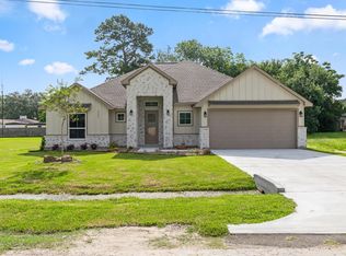 3207 Avenue I, Bay City, TX 77414