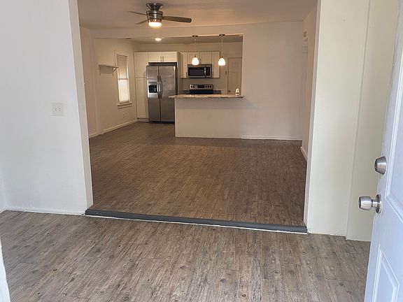 3rd image of 115 W Hilda St