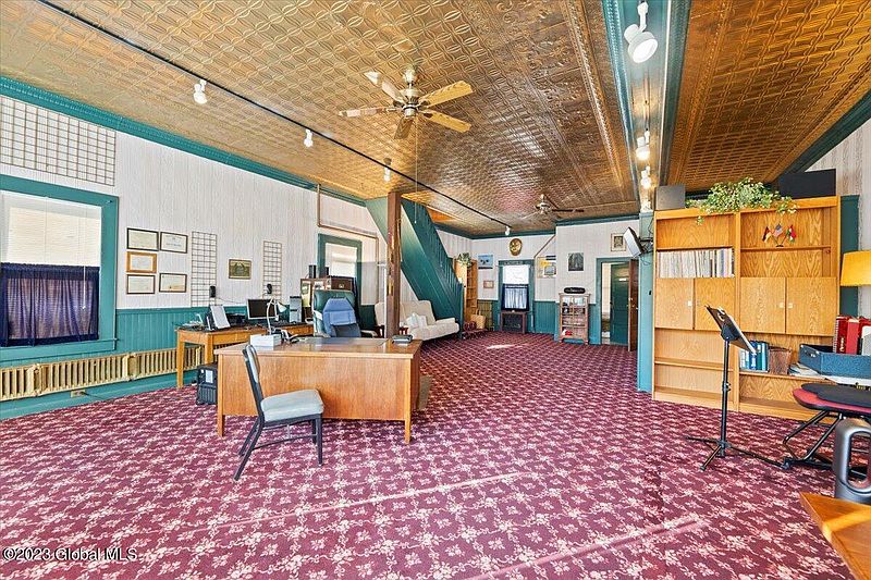 3rd image of 55 Iroquois Street