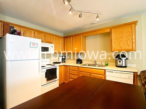 5th image of 8302 Westown Pkwy Unit 3104