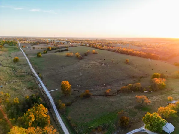 002 S 1425 Road, Stockton, MO 65785