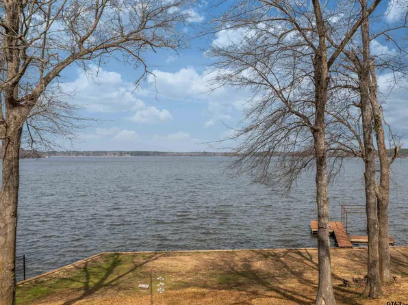 20425 Flat Creek Dr, Chandler, TX 75758