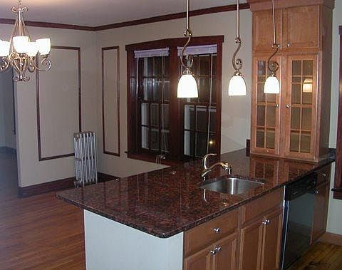 2nd image of 1711 W Belle Plaine Ave APT 3B