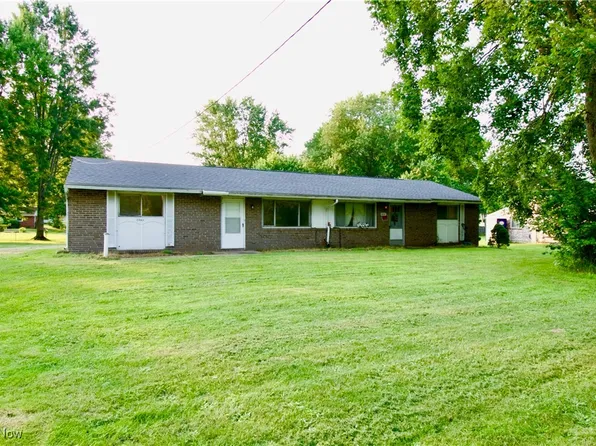 8545 Manchester Ave NW, Canal Fulton, OH 44614