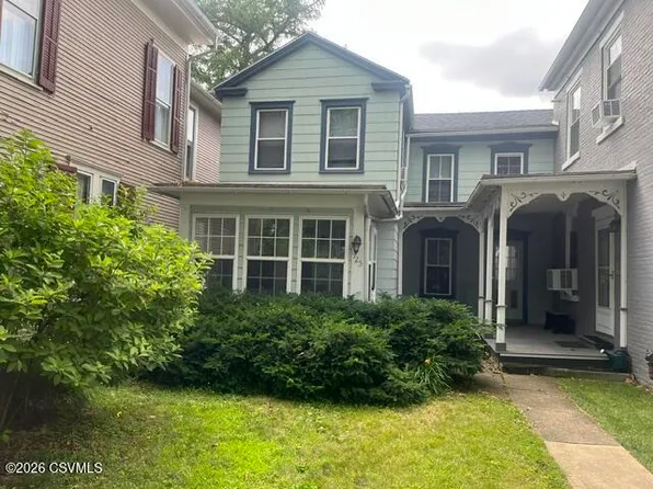 725 Market St, Lewisburg, PA 17837